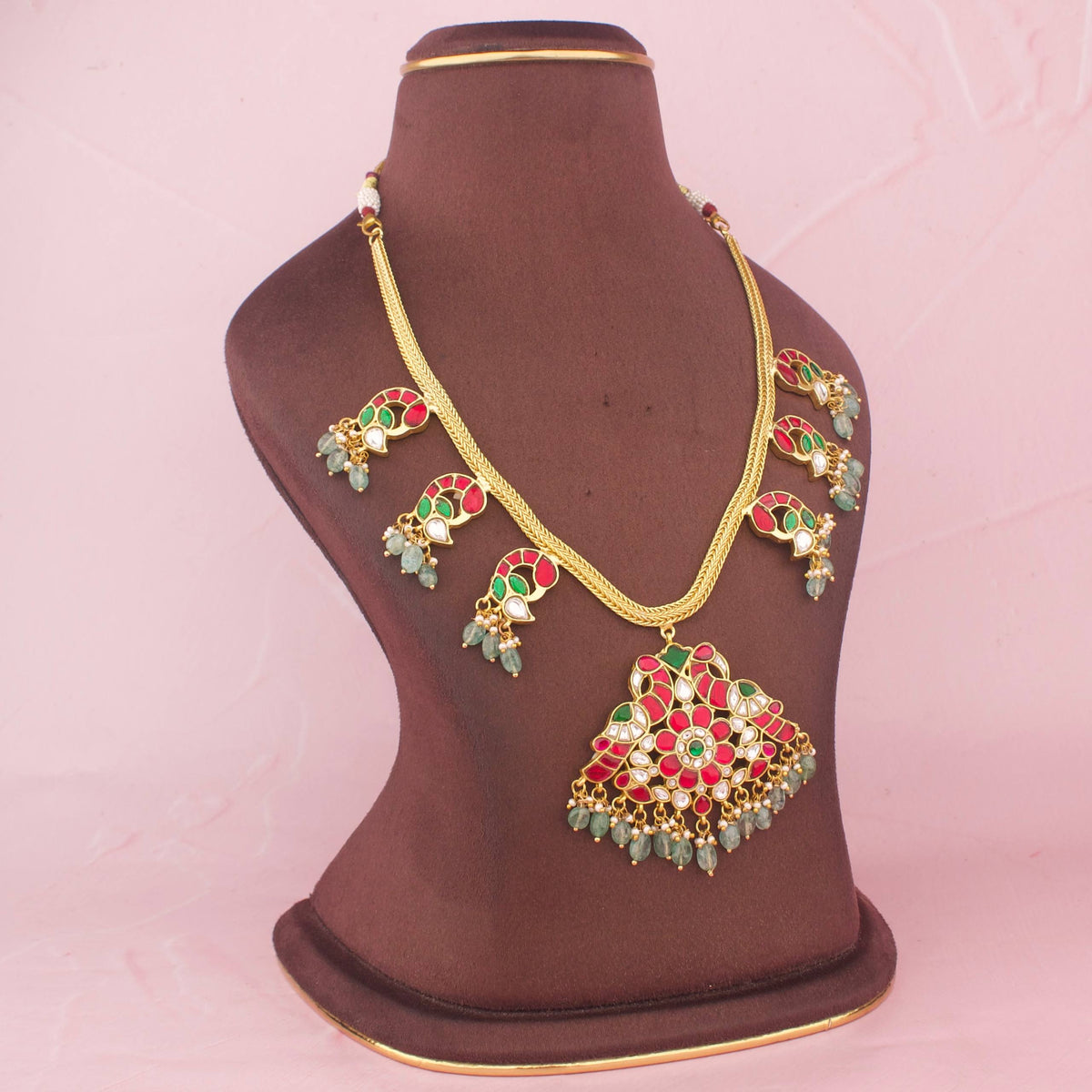 Elegant Jadau Kundan Nantad Necklace With Emerald Drops